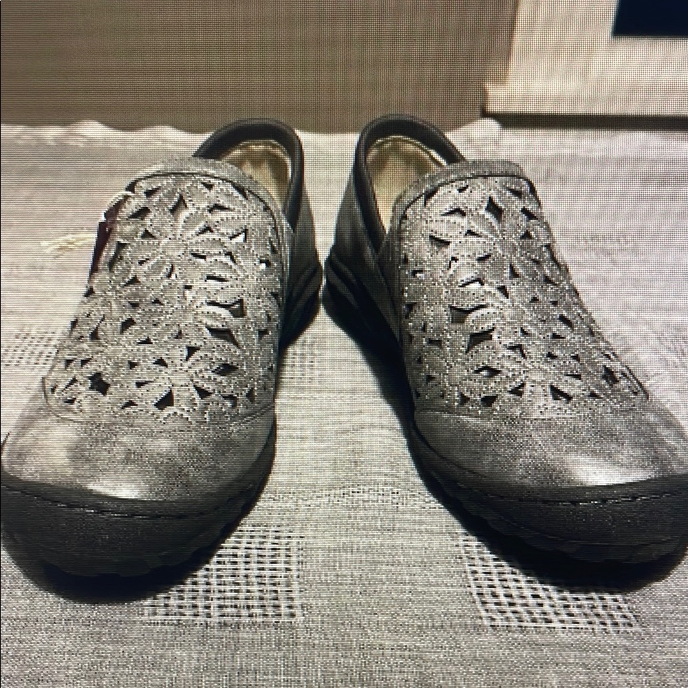 Women's Gray Slip-On Shoes